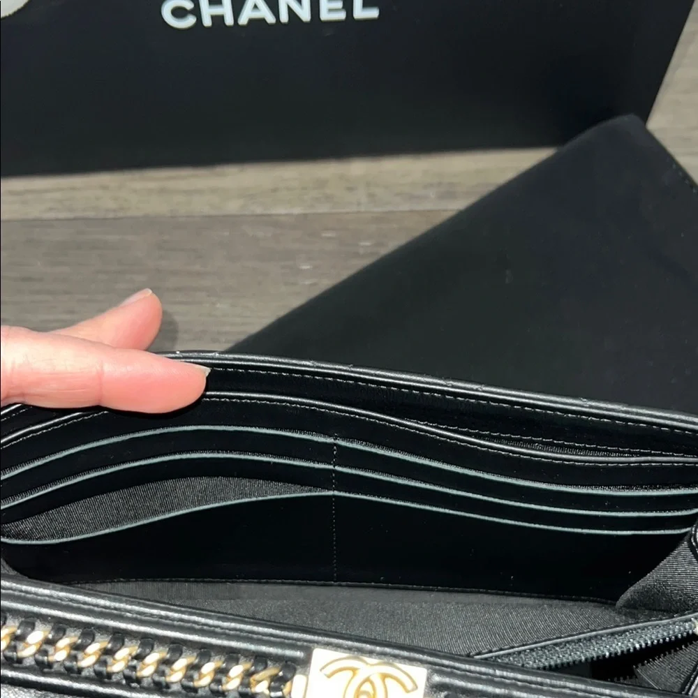 RARE!! Chanel Black and Gold Quilted distressed chain flap wallet